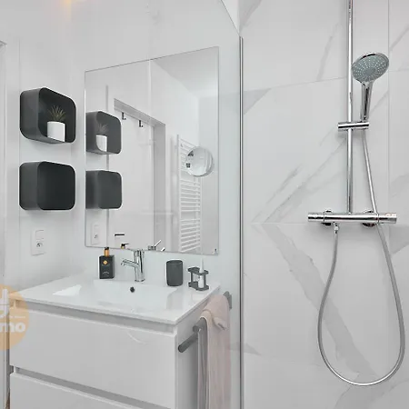 Apartment Remb 0403 - Voor 5 Personen *